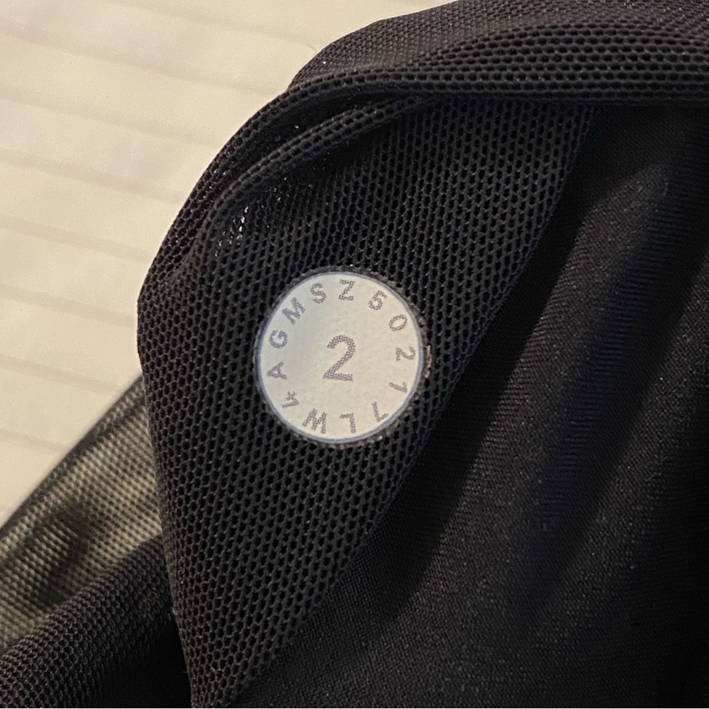 Lululemon black zip up sheer mesh stripes cropped in depth jacket - Picture 9 of 11